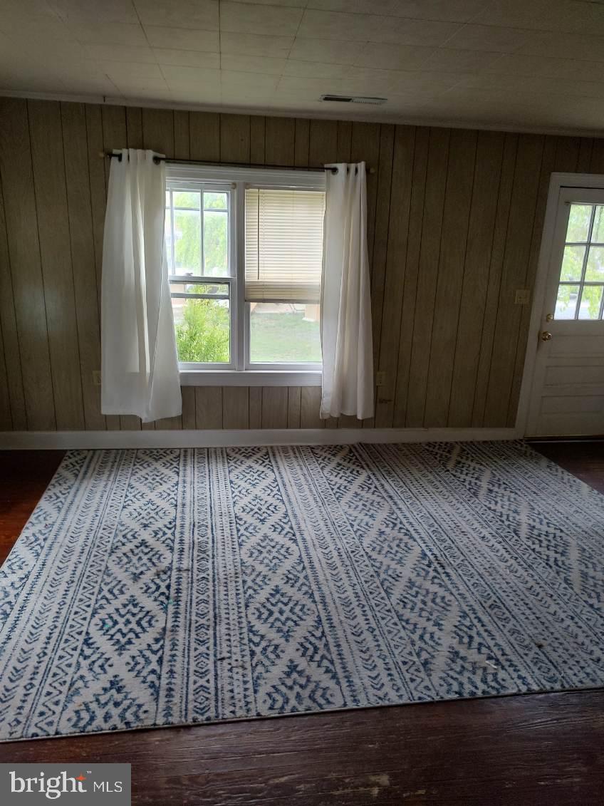 EASTON - Residential