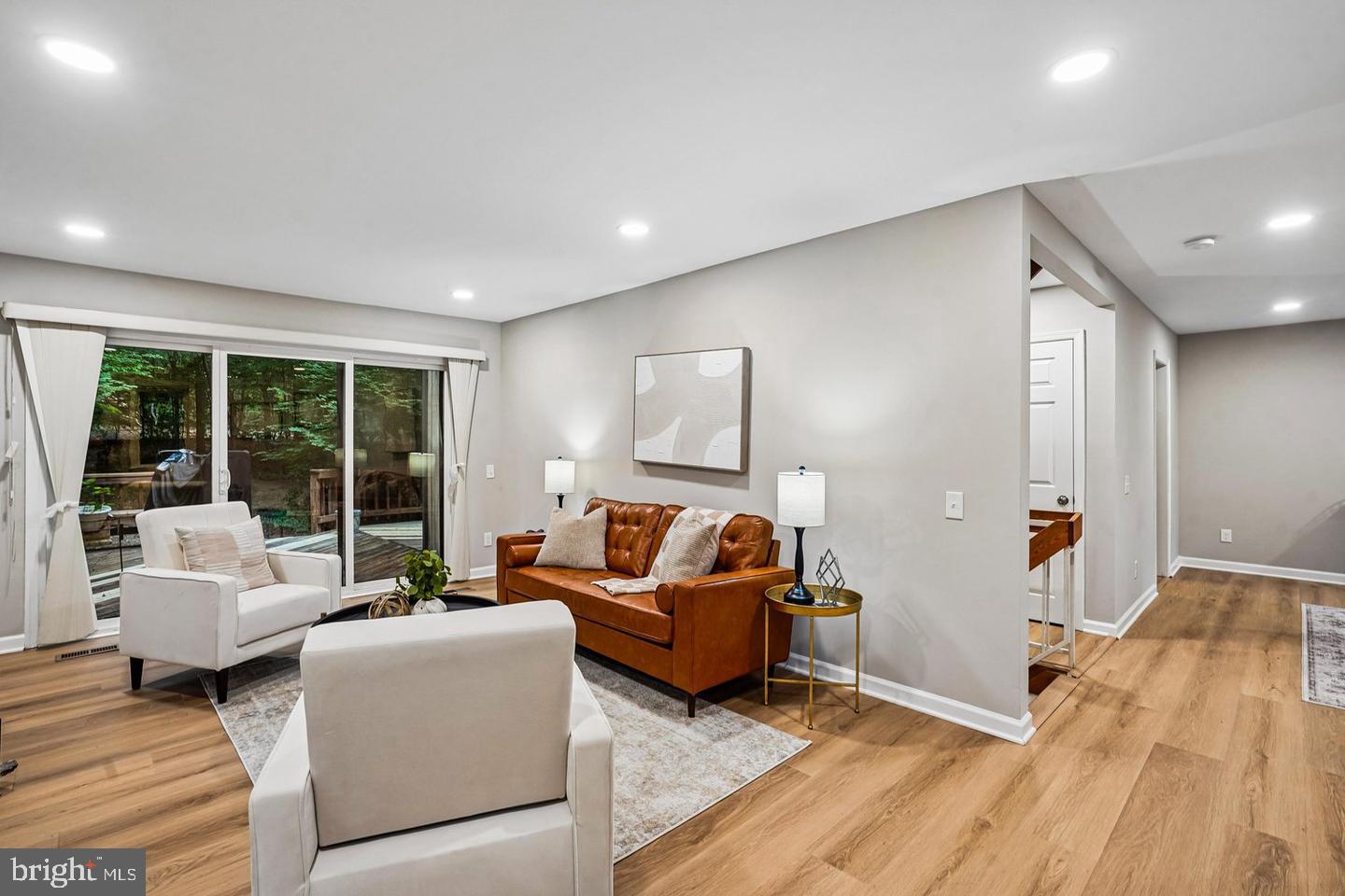 1537 PARK GLEN COURT