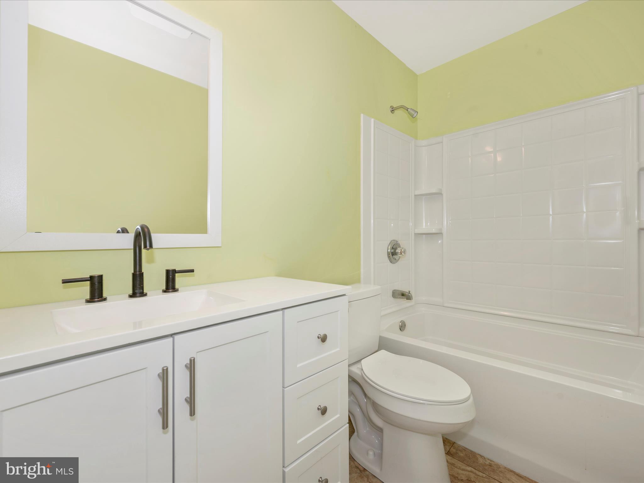 MILLS FARM - Residential