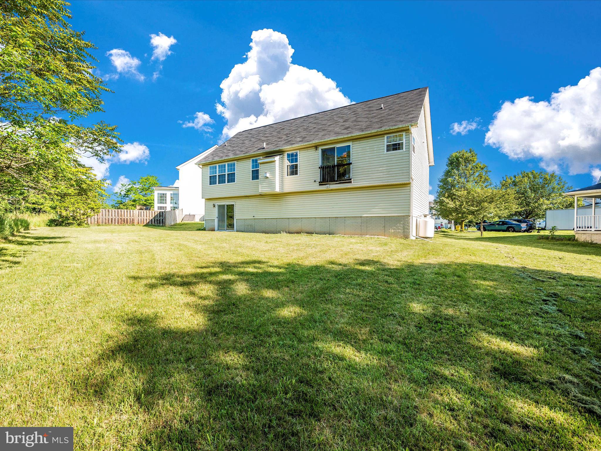 MILLS FARM - Residential