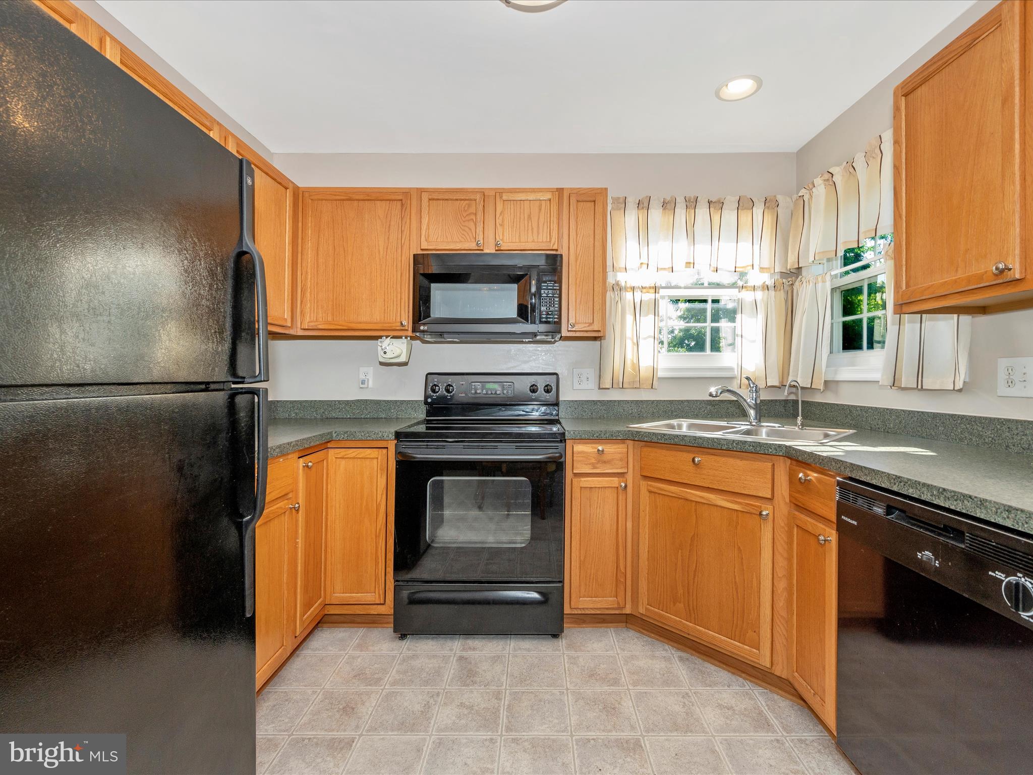 MILLS FARM - Residential