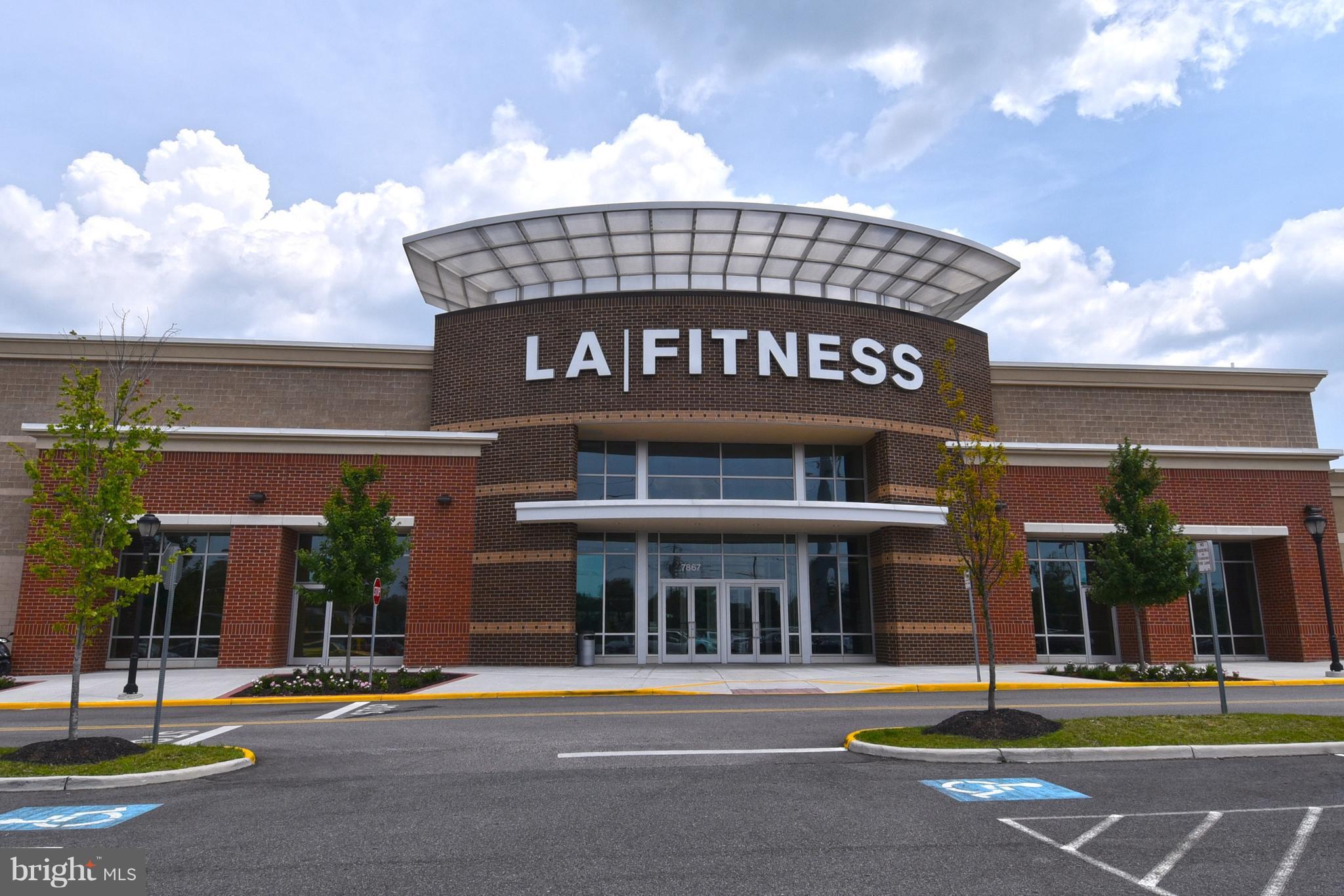 ISLAND CREEK - Residential