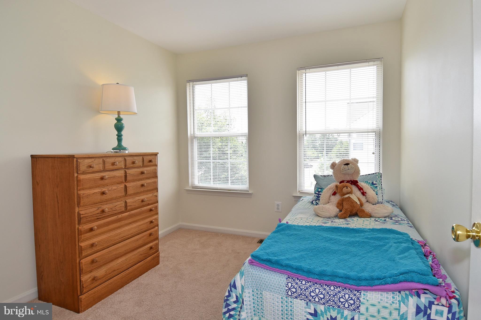 ISLAND CREEK - Residential