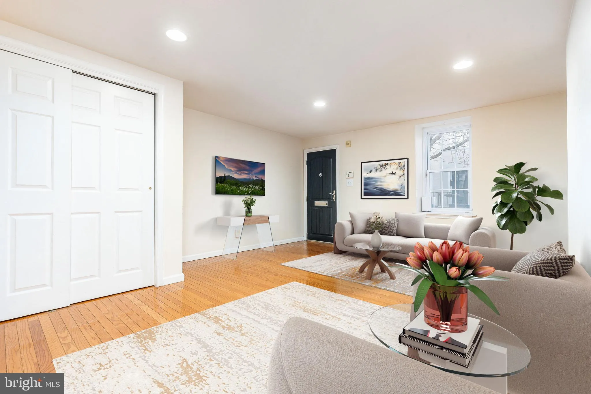 Philadelphia, Pennsylvania 19127, United States, 3 Bedrooms Bedrooms, ,3 BathroomsBathrooms,Residential,Active,250974