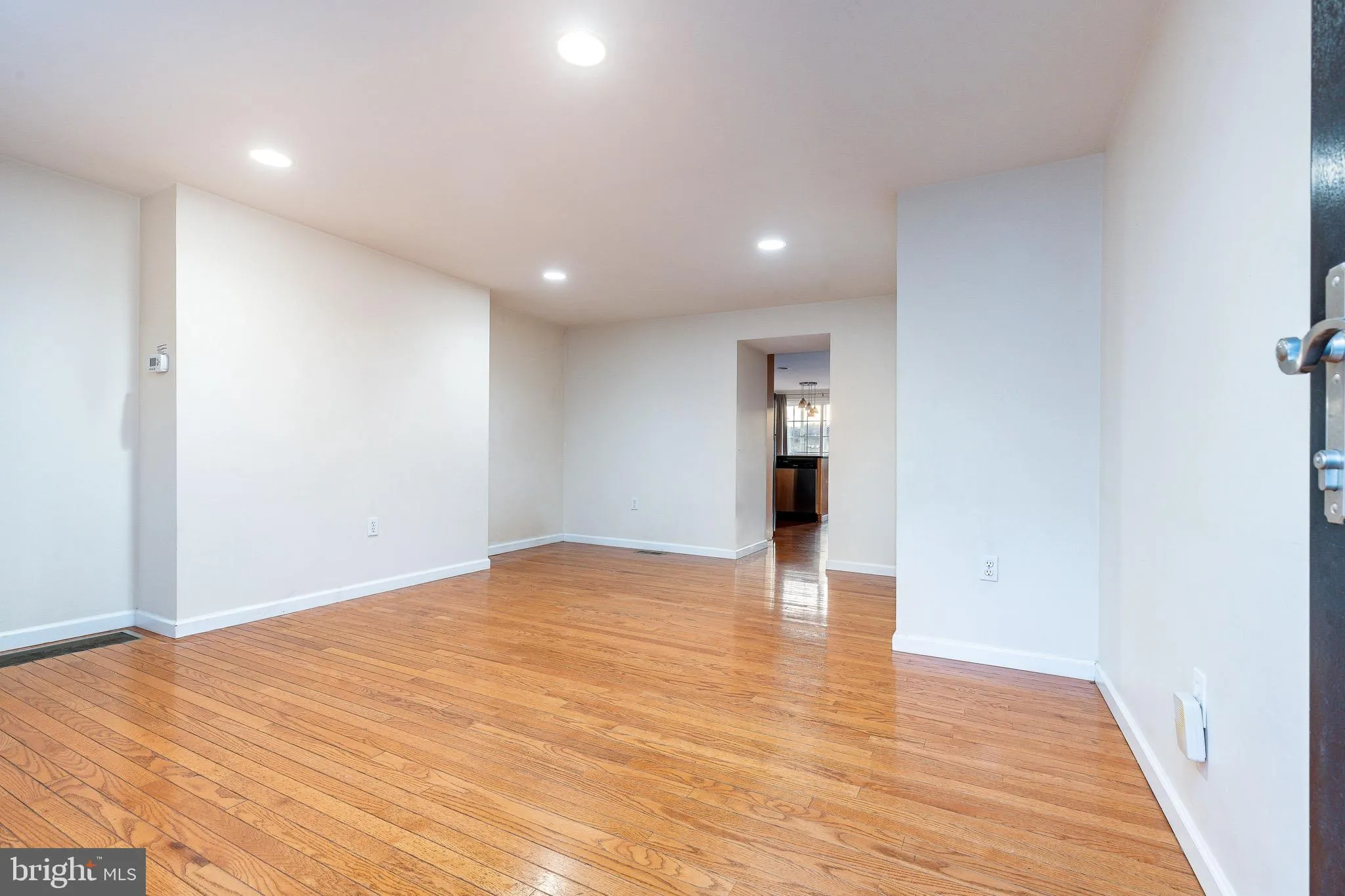 Philadelphia, Pennsylvania 19127, United States, 3 Bedrooms Bedrooms, ,3 BathroomsBathrooms,Residential,Active,250974