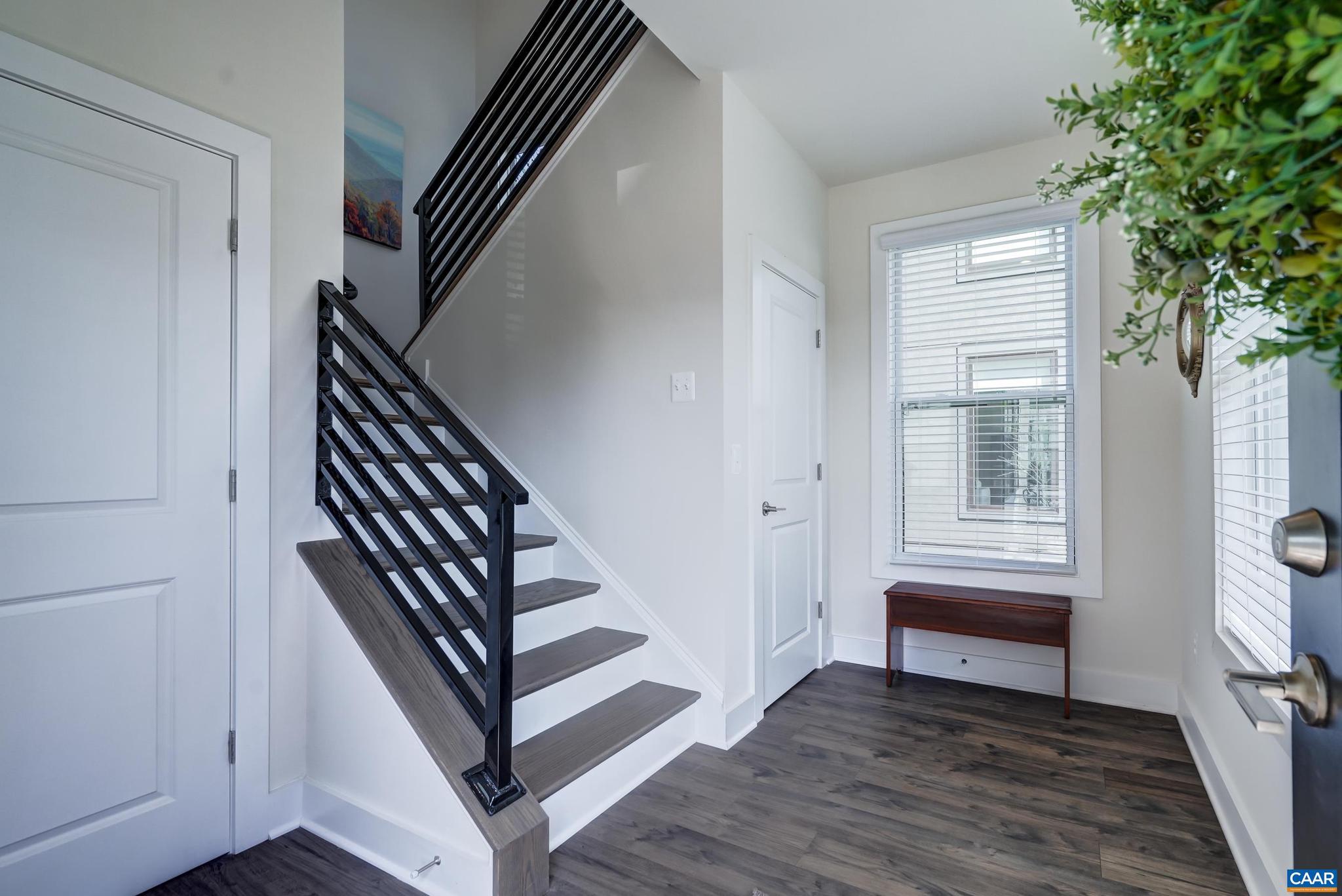 OLD TRAIL - Residential