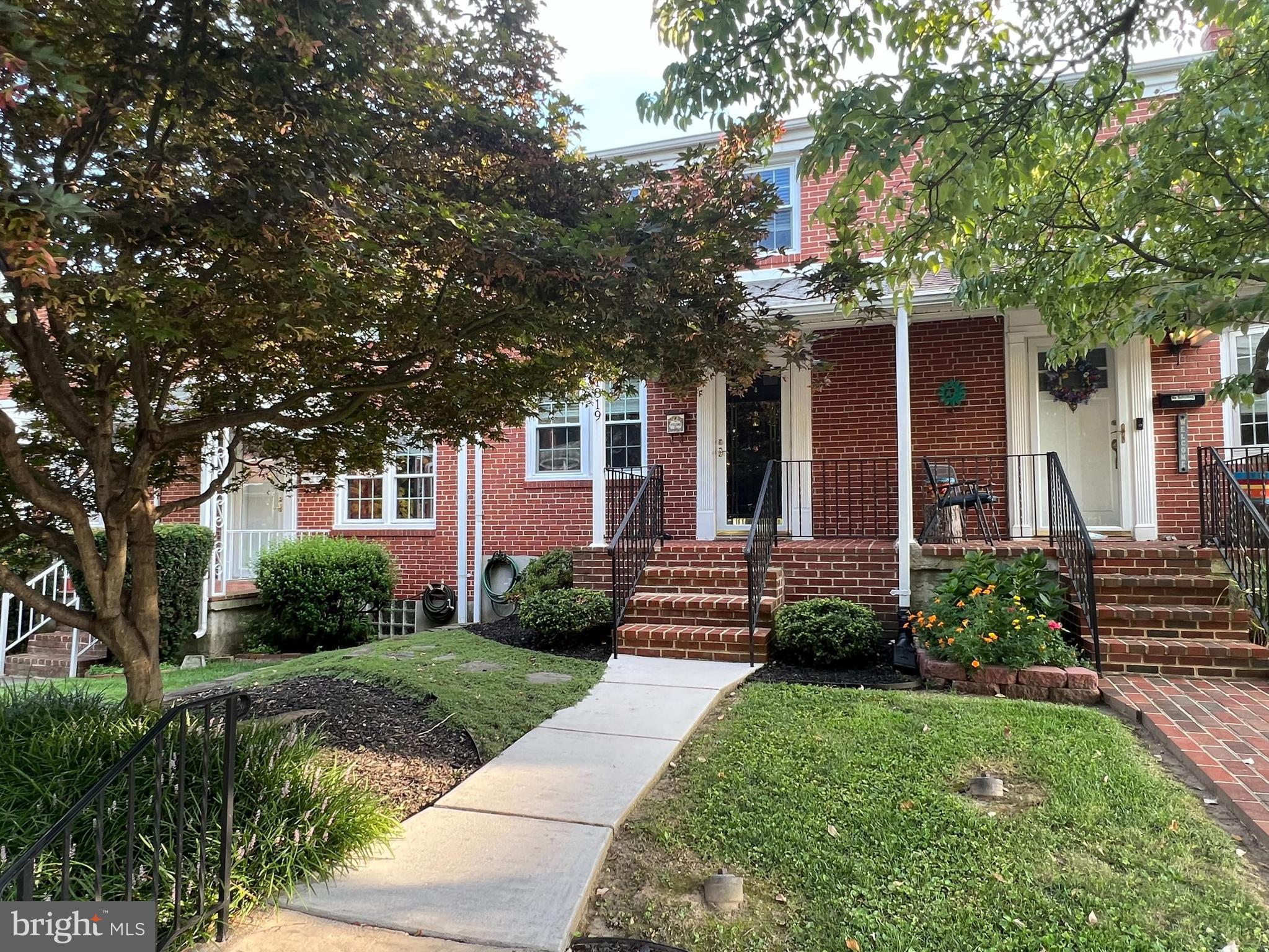 OAKLEIGH MANOR - Residential