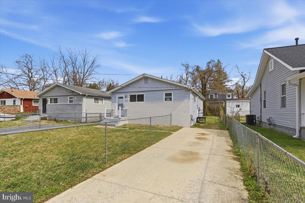 CARMODY HILLS - Residential