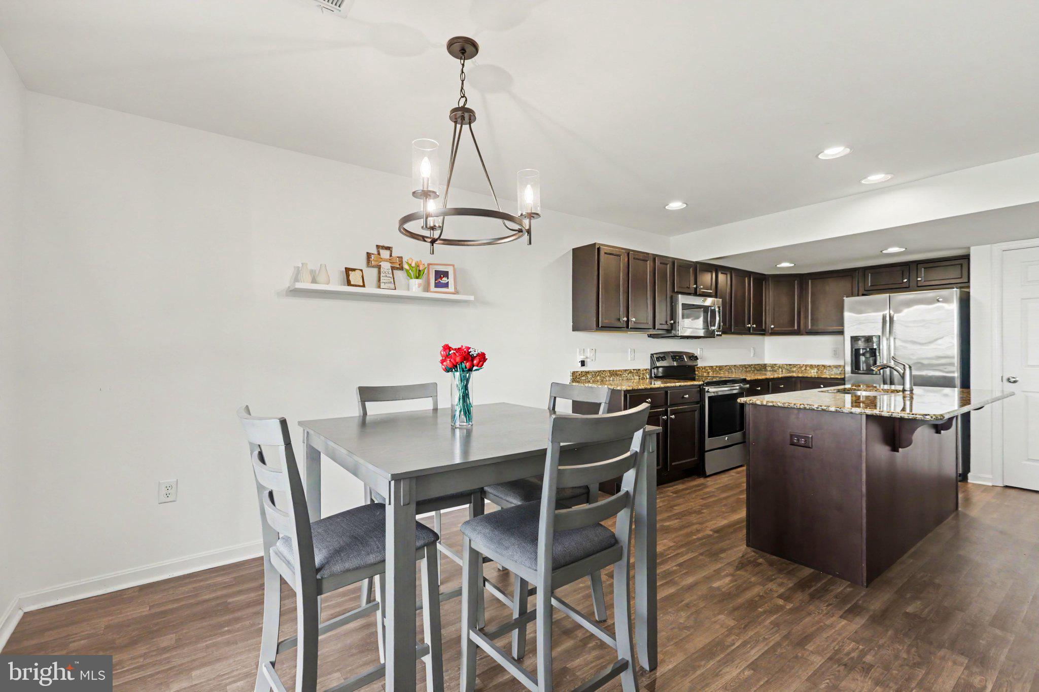 276 MELBOURNE LANE