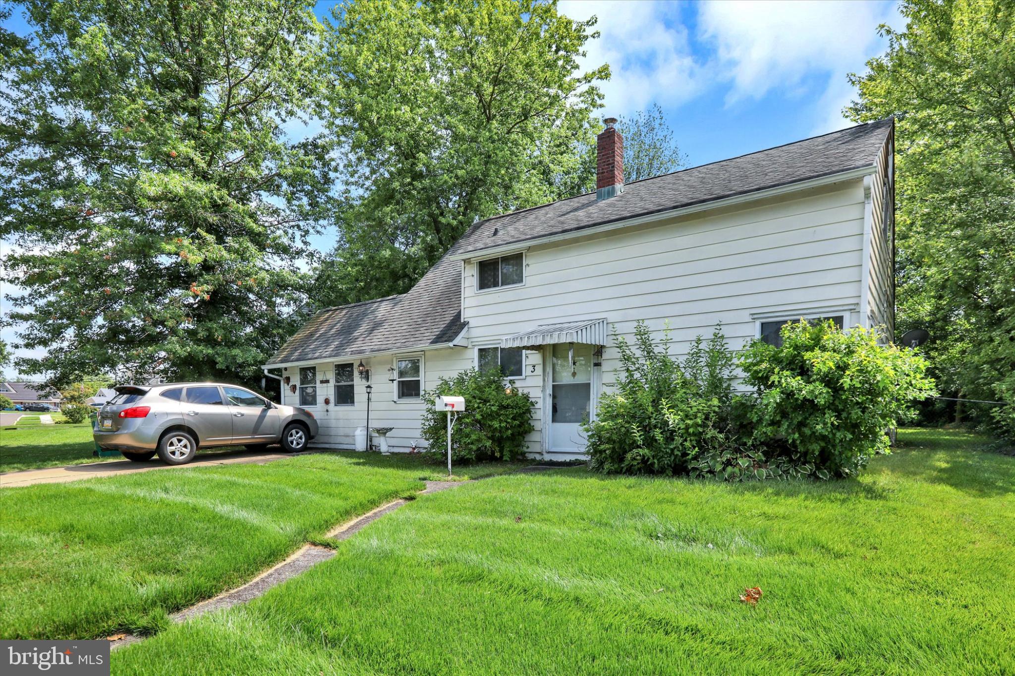 Price Improved by $20,000! Incredible value — seller is motivated and ready to make a deal. Bring your offer!
Don’t miss this great opportunity to own a 4-bedroom, 1-bath home in the desirable Indian Creek section of Levittown. With 1,790 square feet of living space, this fixer-upper is ideal for investors, flippers, or buyers looking to create their dream home. The main level offers a spacious living room that opens to an eat-in kitchen with oak cabinets, a large dining area with vaulted ceilings, and a bonus room previously used as a bar and entertaining space. A utility/laundry area with exterior access adds extra convenience. An enclosed porch offers potential for added living space with some TLC, and off the sunroom, a covered porch provides the perfect spot for outdoor entertaining or relaxing. The first floor features two bedrooms and a full bath, while the second floor includes two additional bedrooms and an unfinished area with the potential for a walk-in closet or second full bathroom. Set on a large lot with a private, fenced-in backyard. Excellent commuter location — just minutes to Route 1, I-95, the PA/NJ Turnpike, and train service to NYC and Philadelphia. Also close to public transportation, shopping, schools, and parks. Property is being sold in as-is condition.