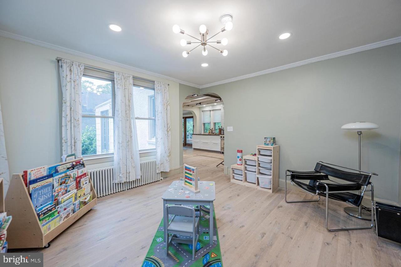 MOUNT WASHINGTON - Residential