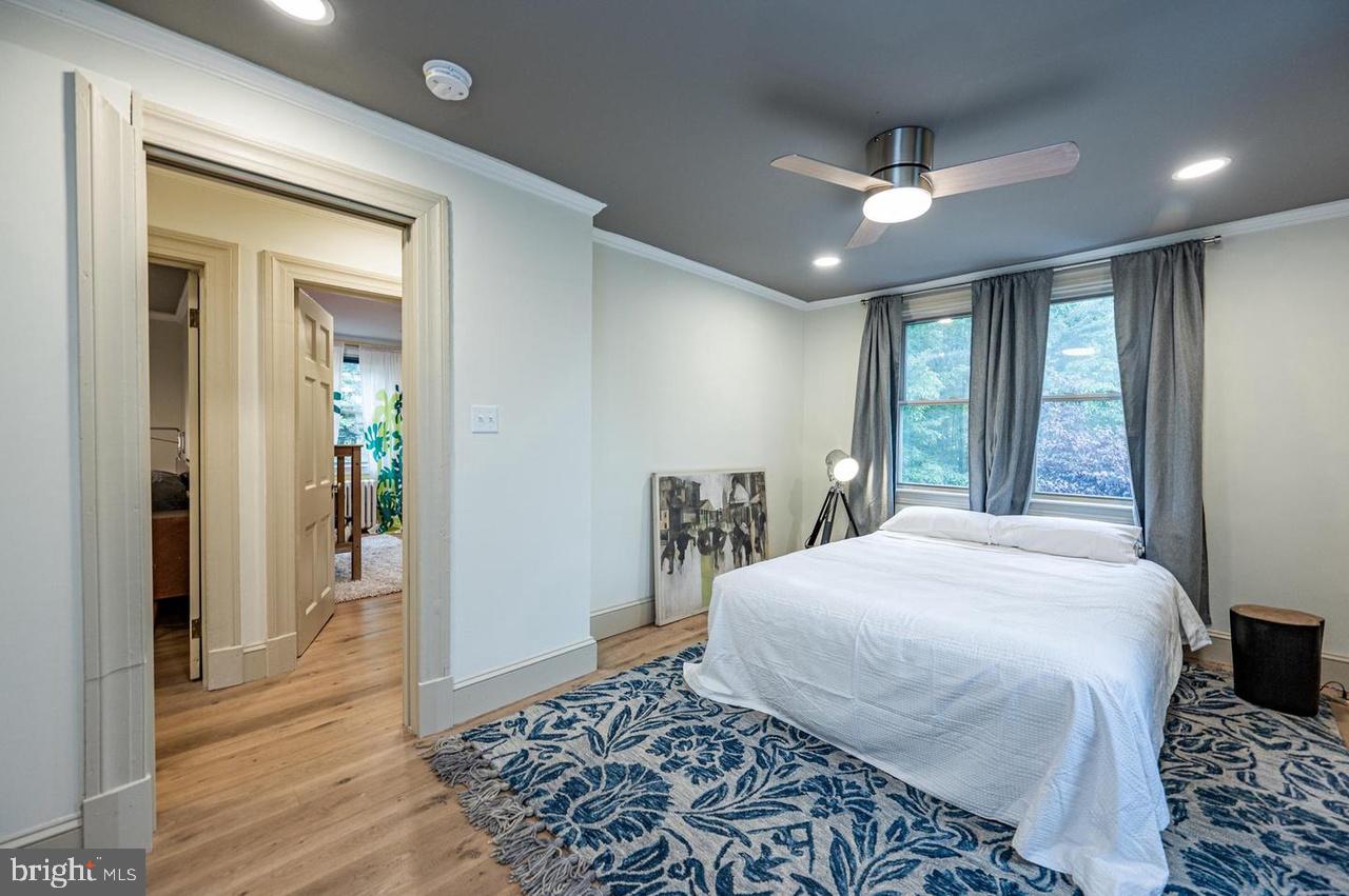 MOUNT WASHINGTON - Residential