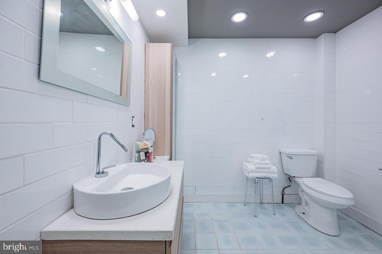 MOUNT WASHINGTON - Residential