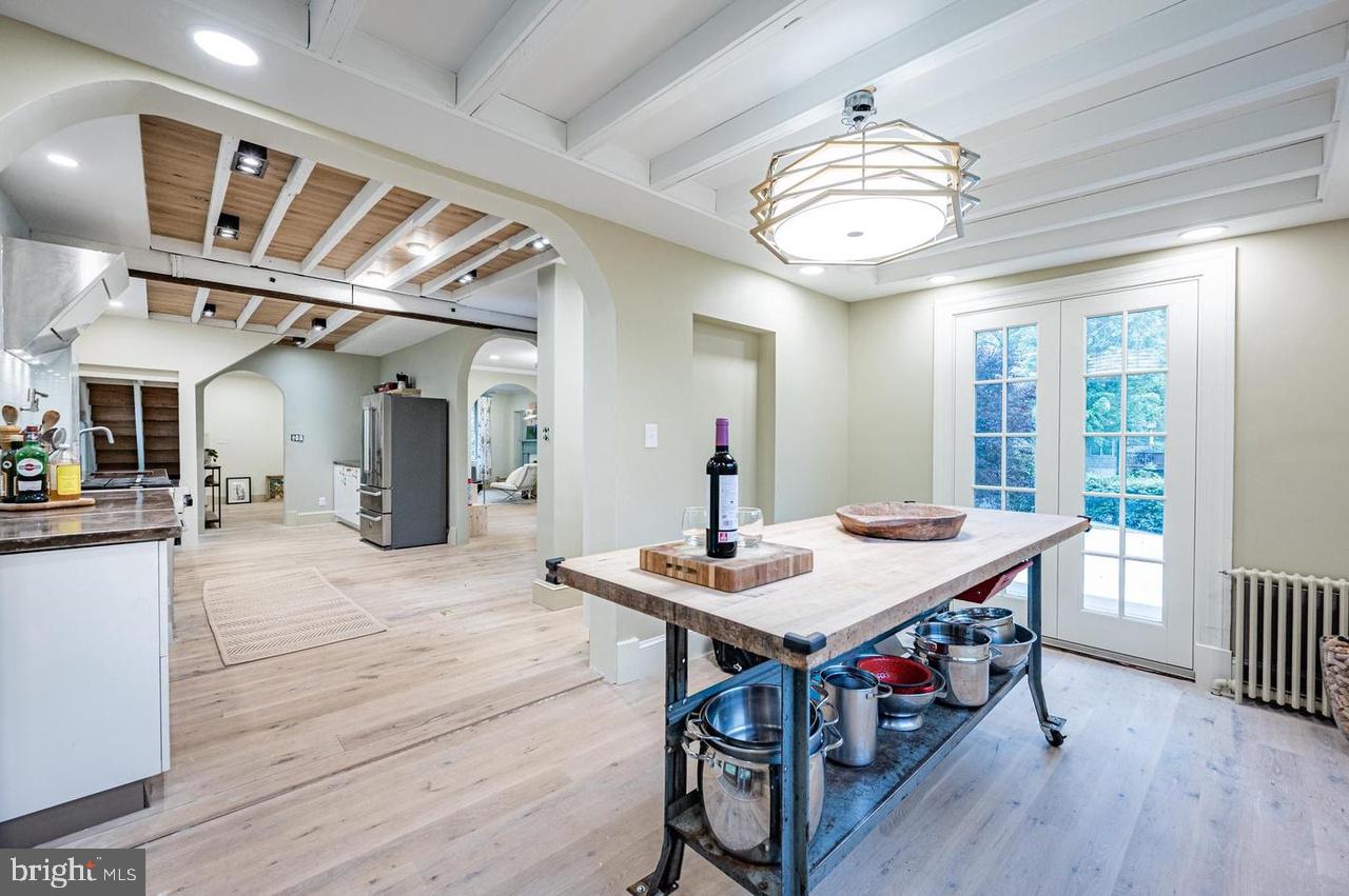 MOUNT WASHINGTON - Residential