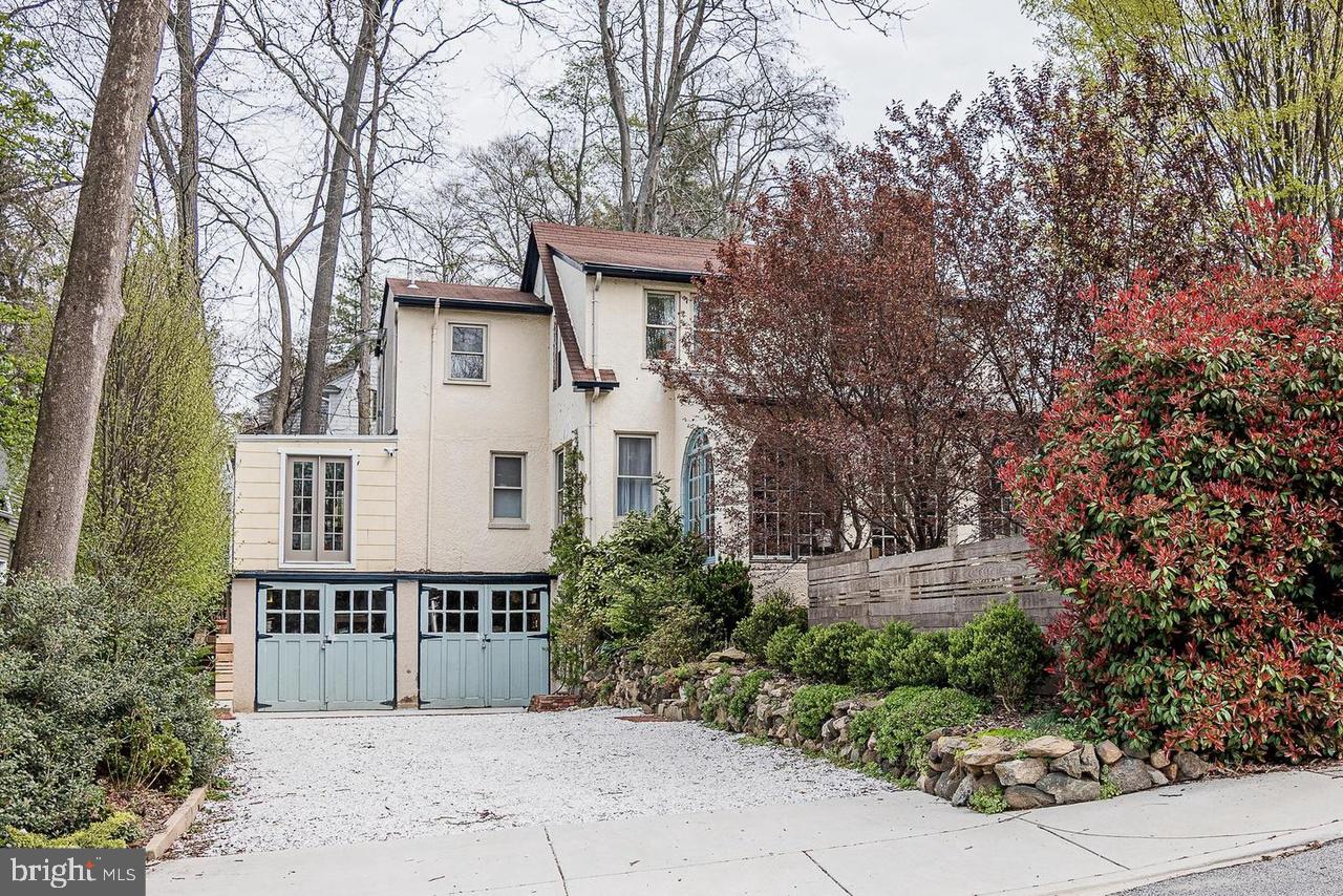 MOUNT WASHINGTON - Residential