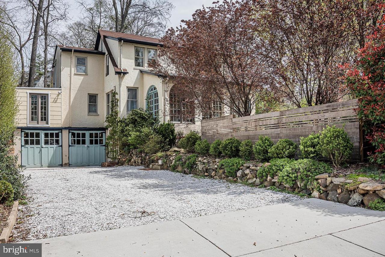 MOUNT WASHINGTON - Residential