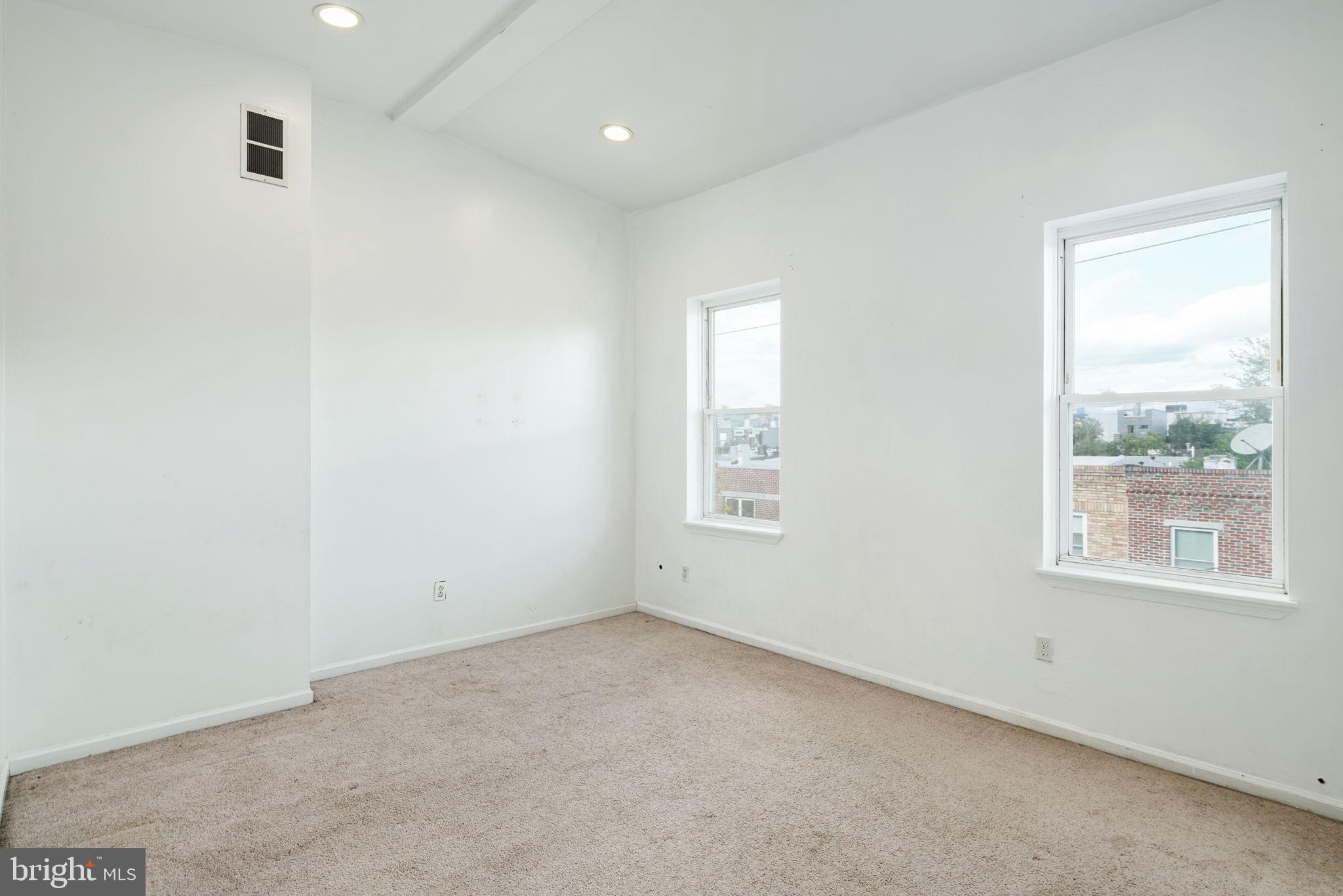 PHILADELPHIA (SOUTH) - Residential