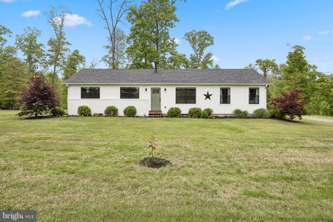 Photo of 9816 Fairlee Road, CHESTERTOWN, MD 21620 (MLS # MDKE2006488)