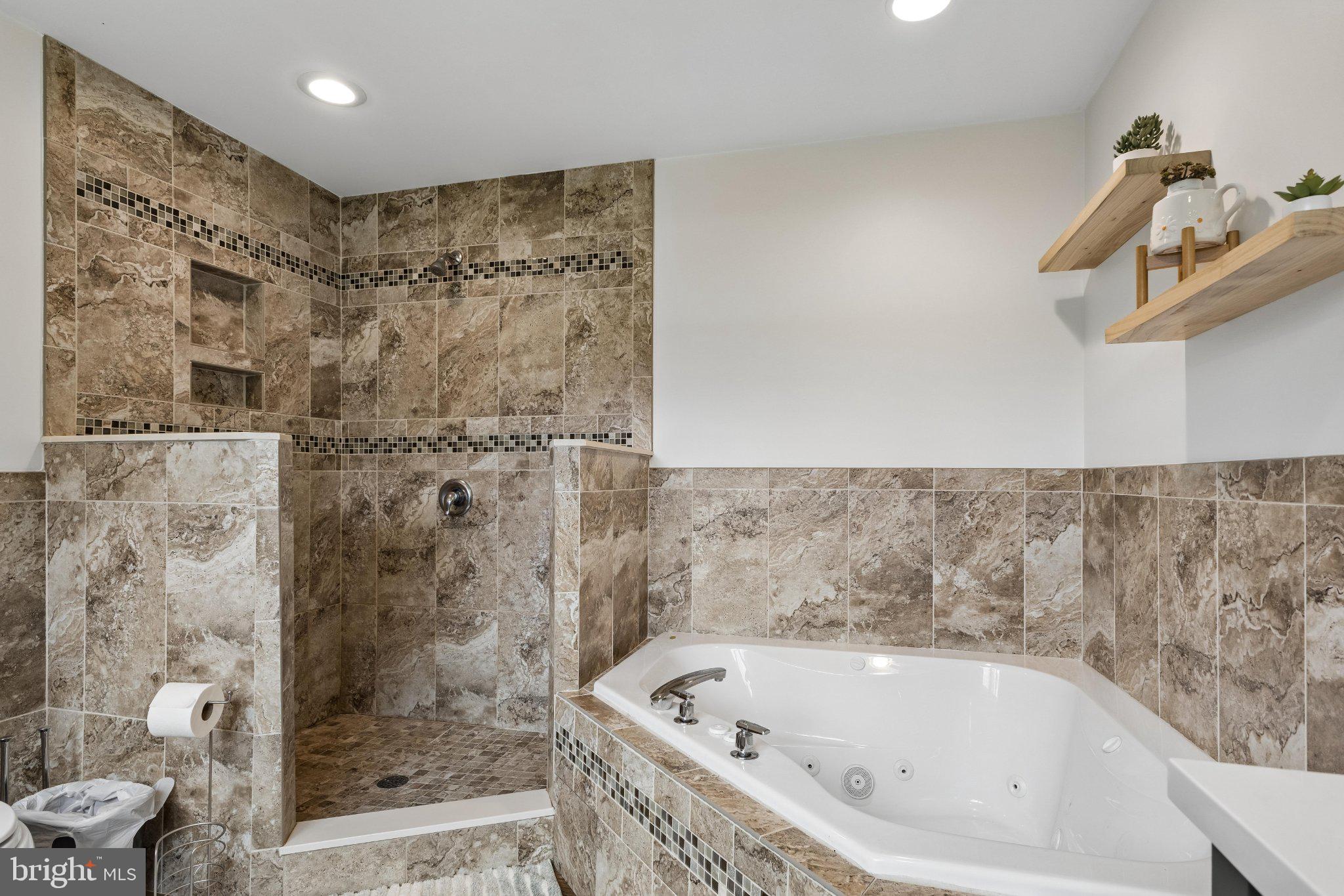 FAIRLEE - Residential