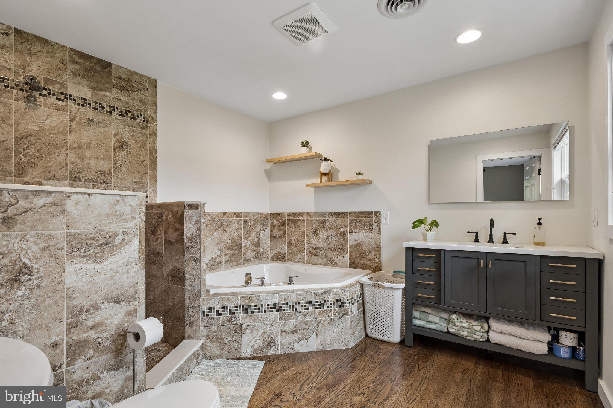 FAIRLEE - Residential