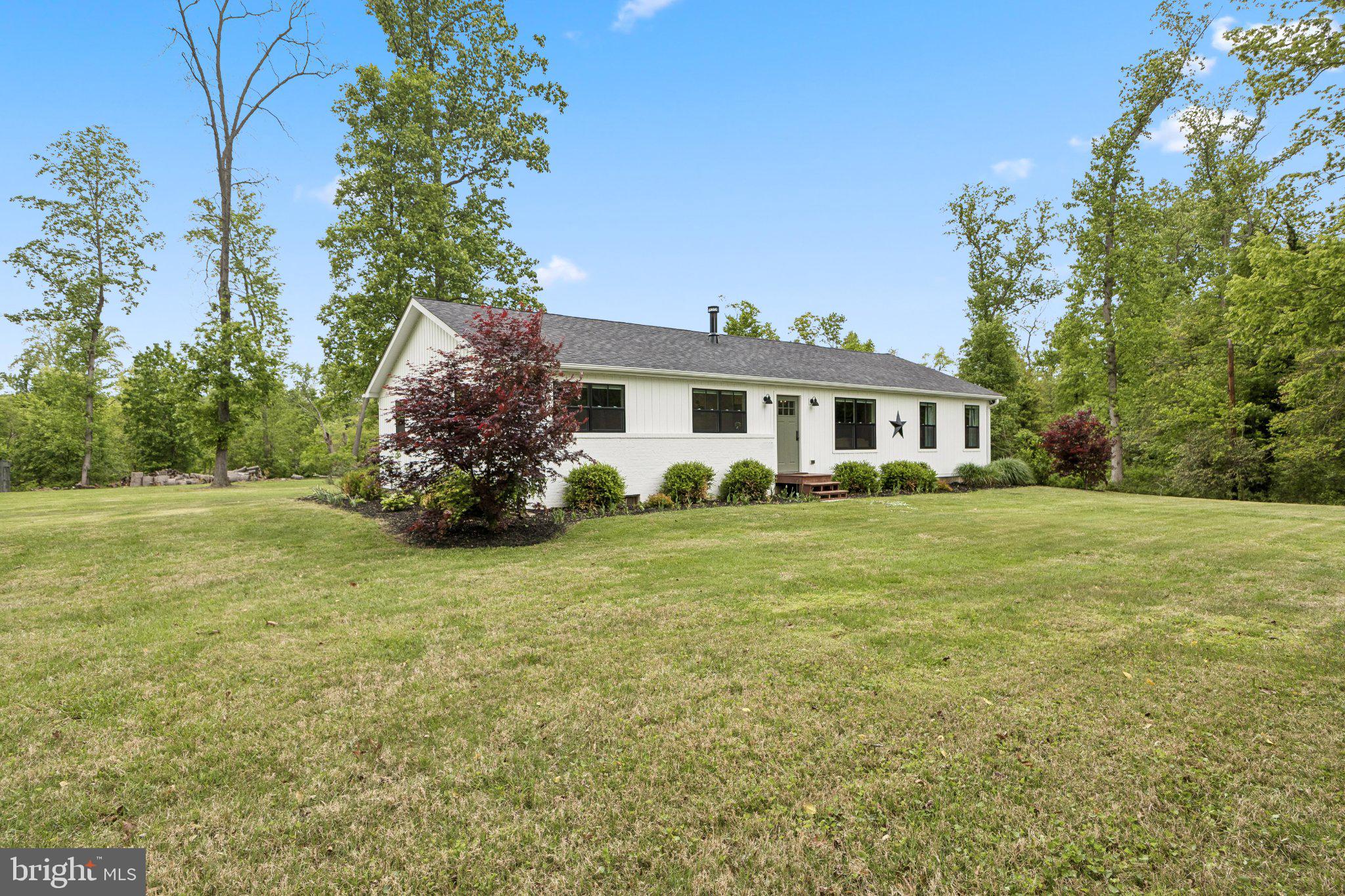 9816 FAIRLEE ROAD