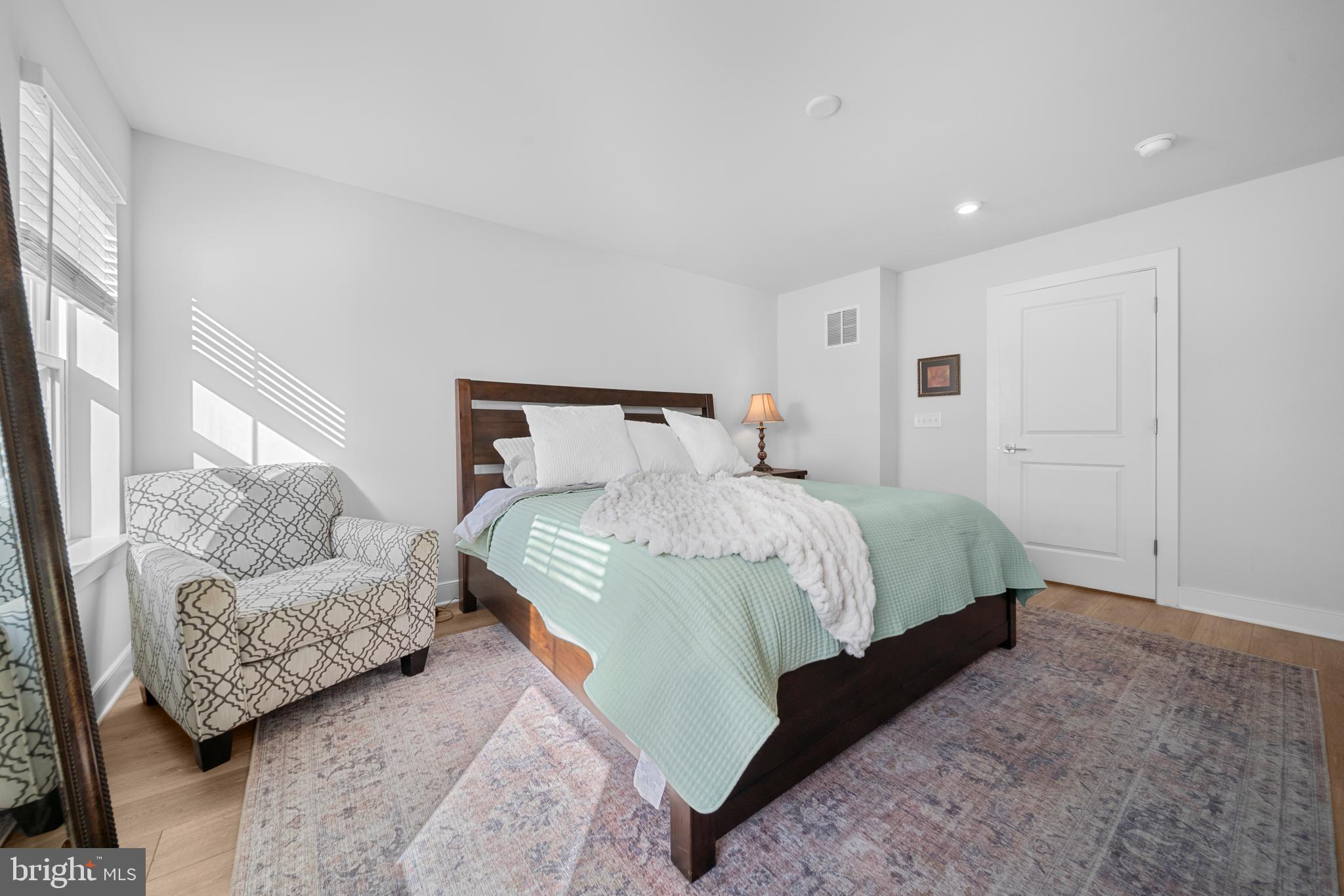 POTOMAC SHORES - Residential