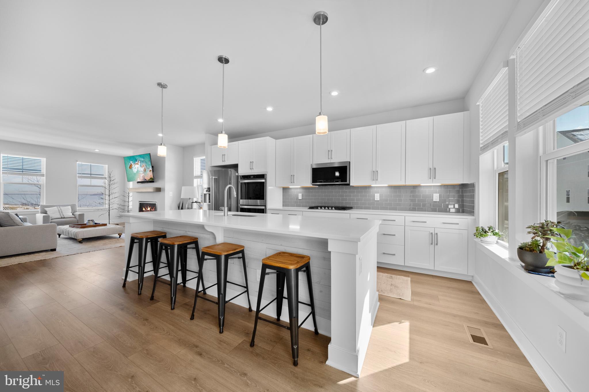 POTOMAC SHORES - Residential