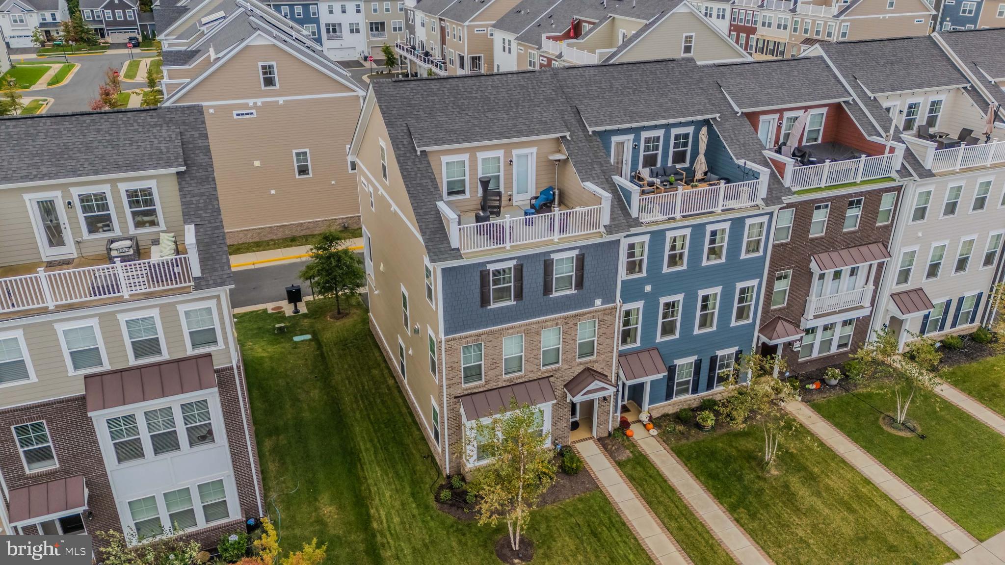 POTOMAC SHORES - Residential