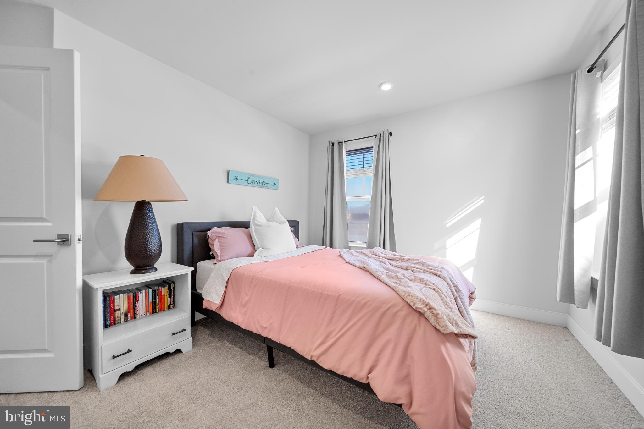 POTOMAC SHORES - Residential