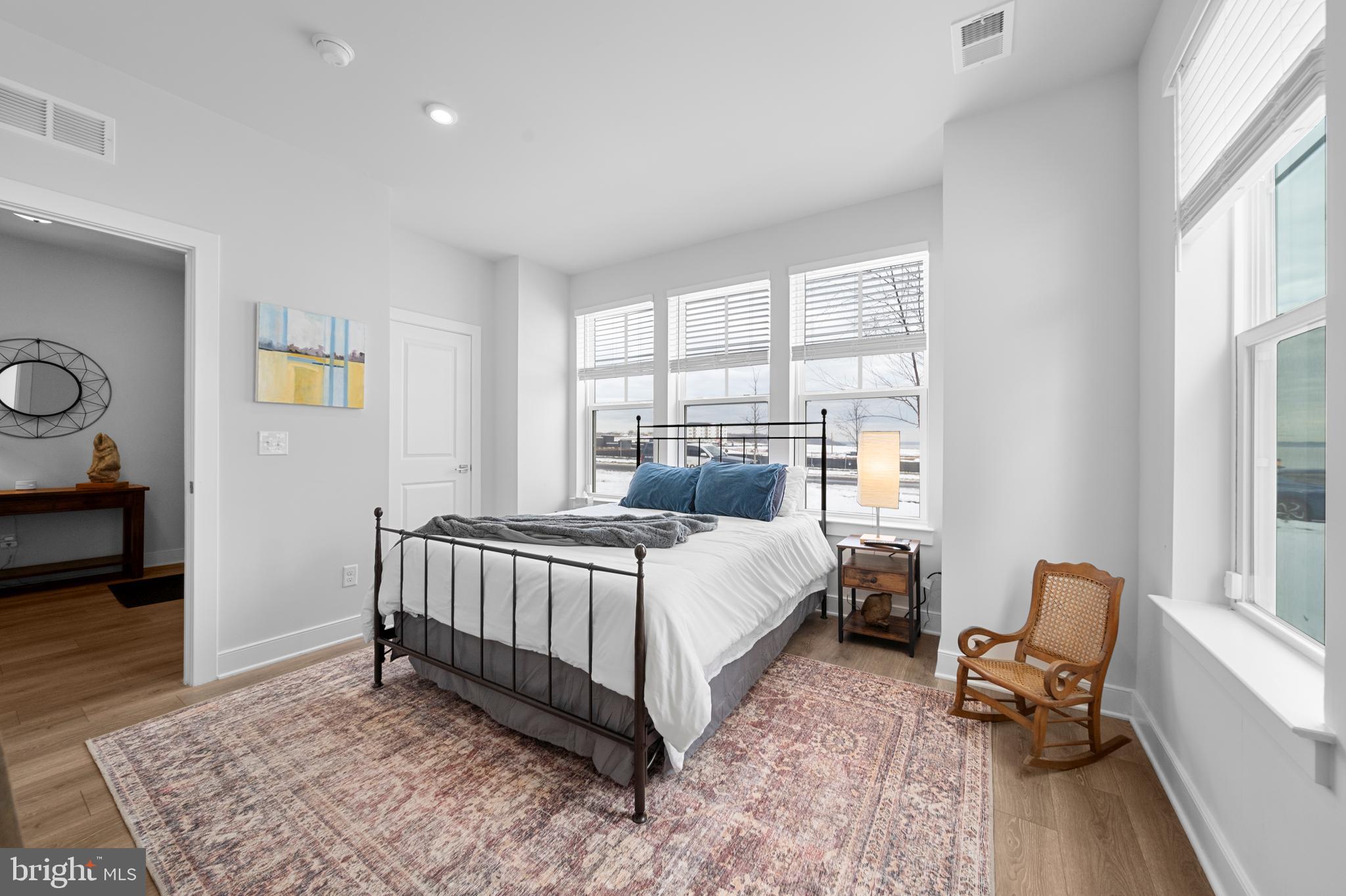 POTOMAC SHORES - Residential