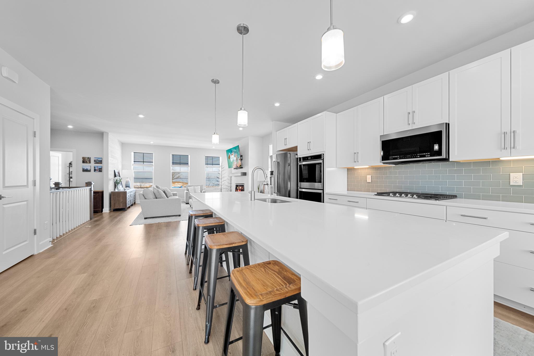 POTOMAC SHORES - Residential