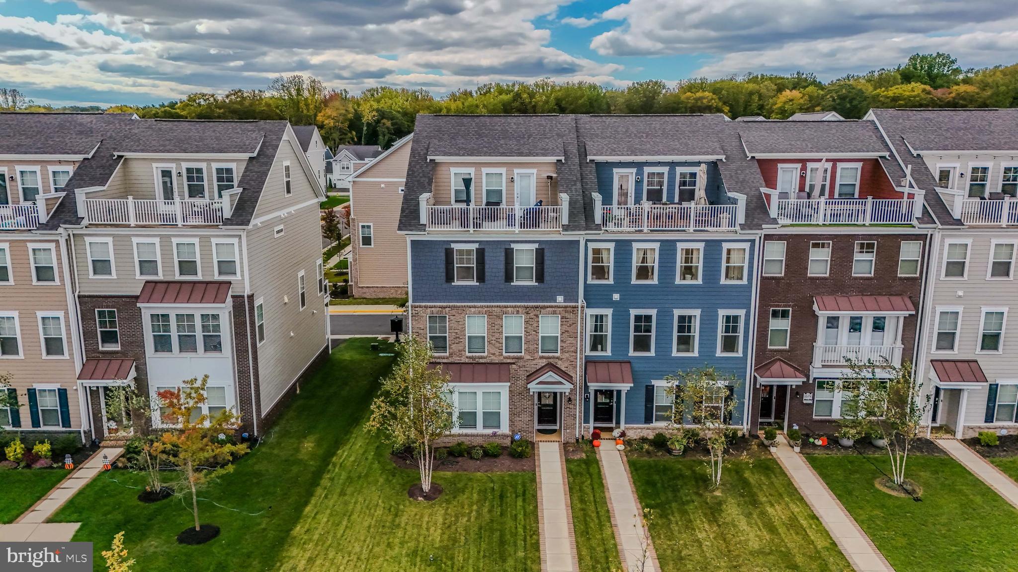 POTOMAC SHORES - Residential