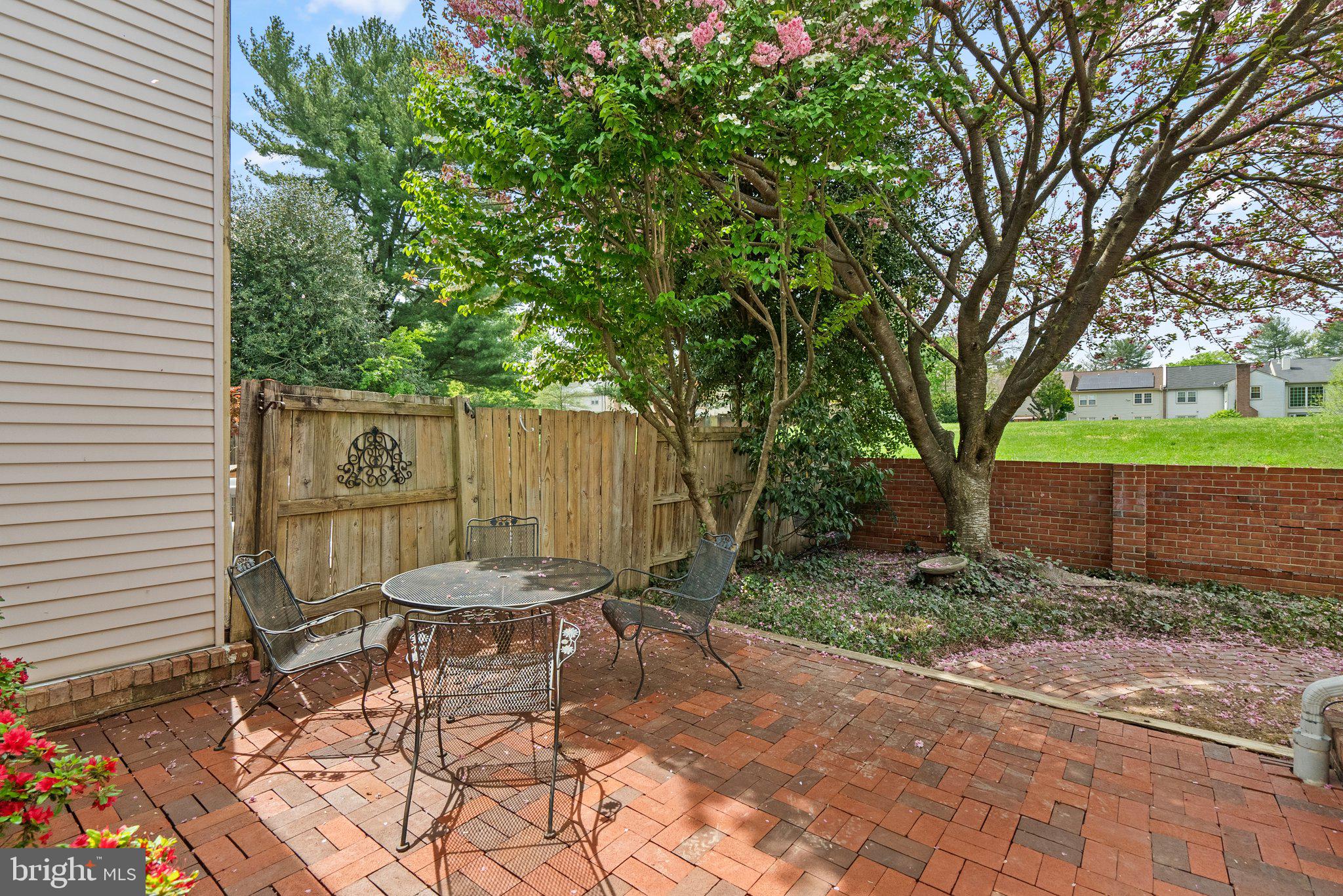 STEDWICK TOWNHOUSES - Residential