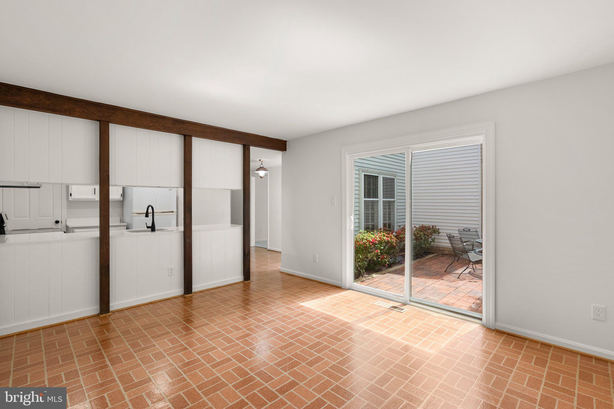 STEDWICK TOWNHOUSES - Residential