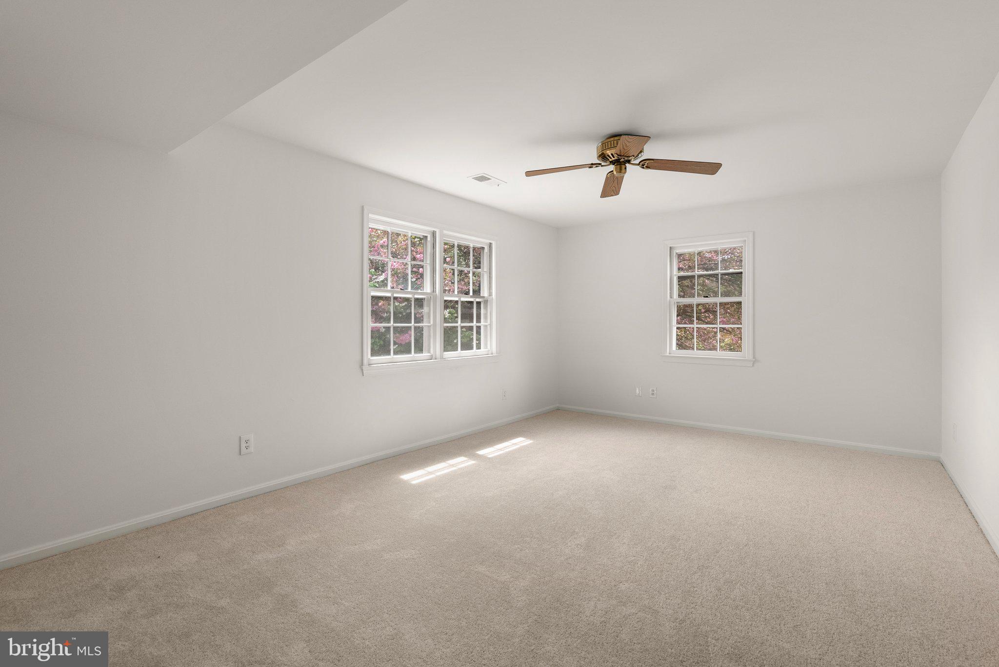 STEDWICK TOWNHOUSES - Residential