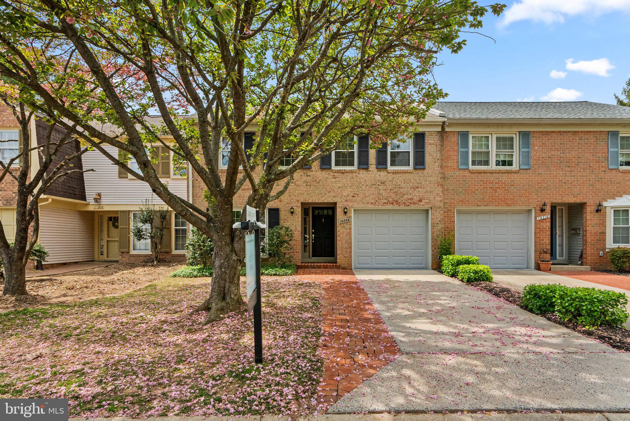 STEDWICK TOWNHOUSES - Residential