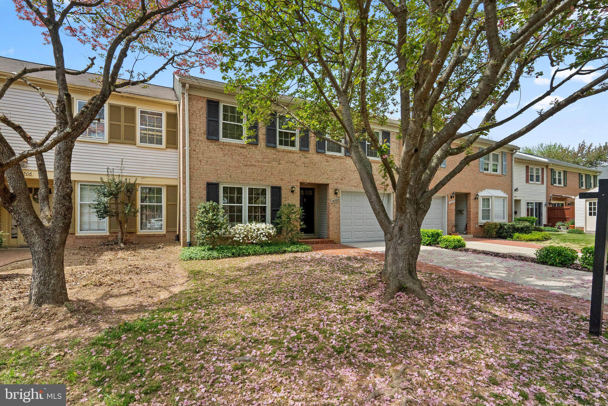 STEDWICK TOWNHOUSES - Residential