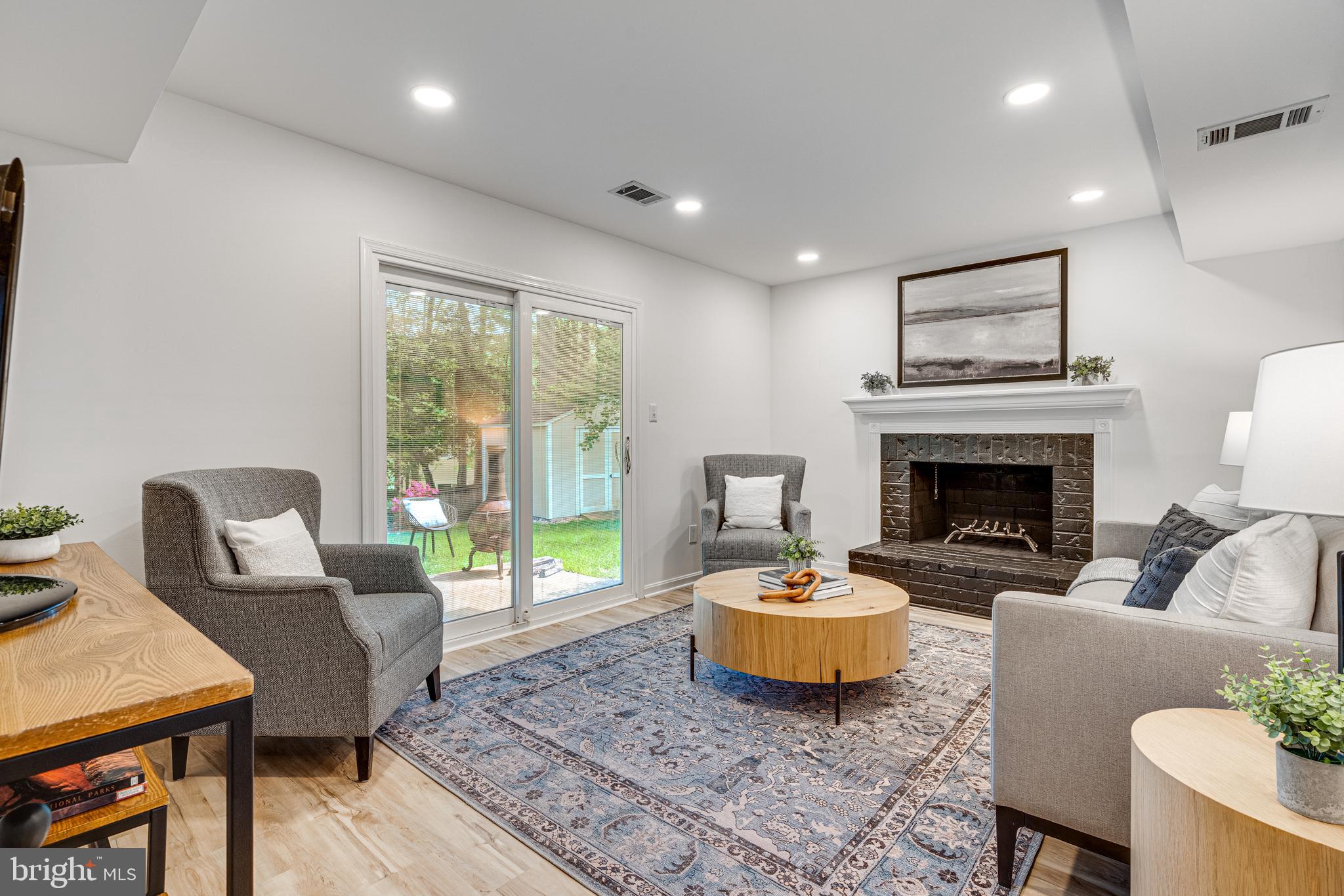 KINGS PARK WEST - Residential