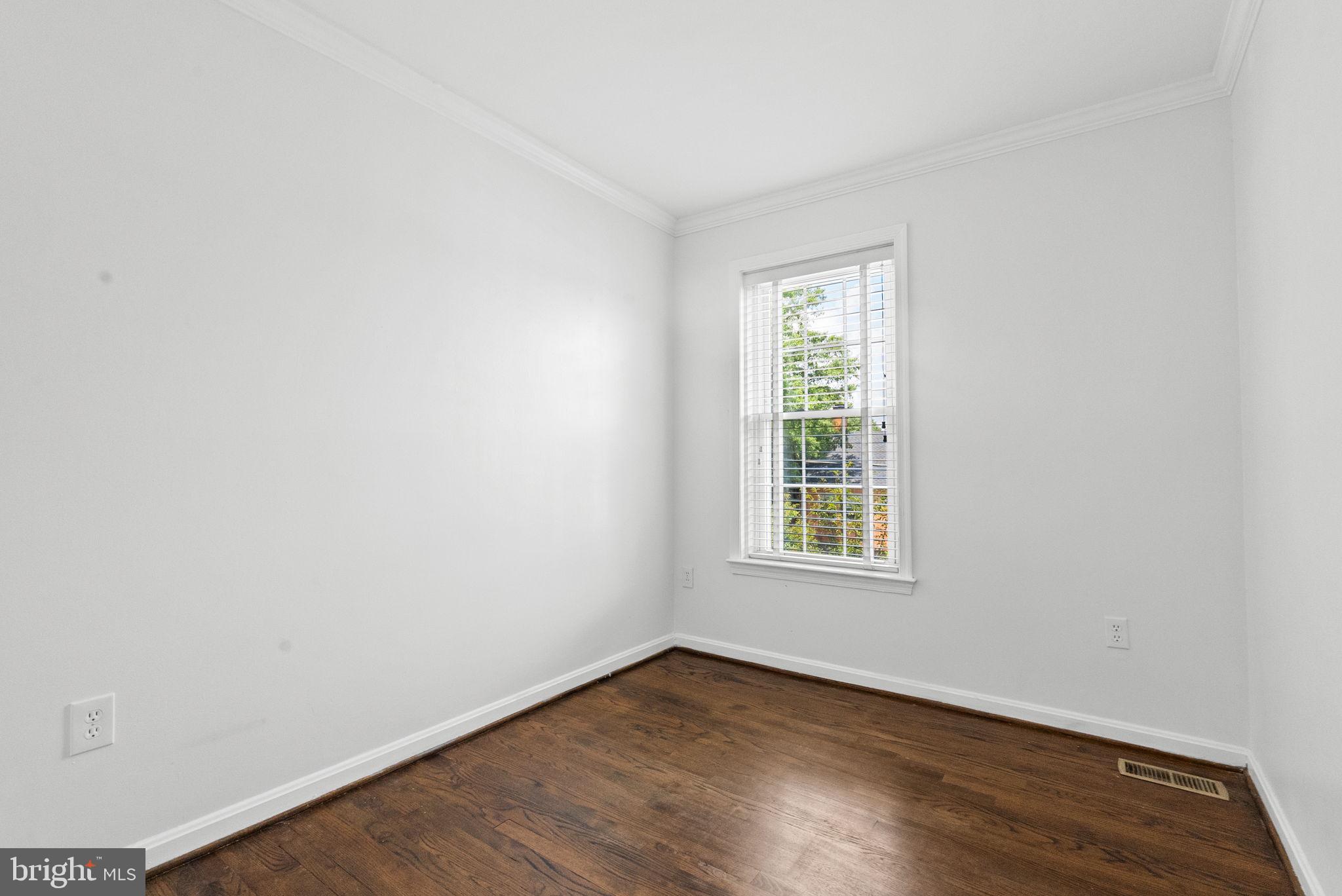 OLD TOWN ALEXANDRIA - Residential Lease