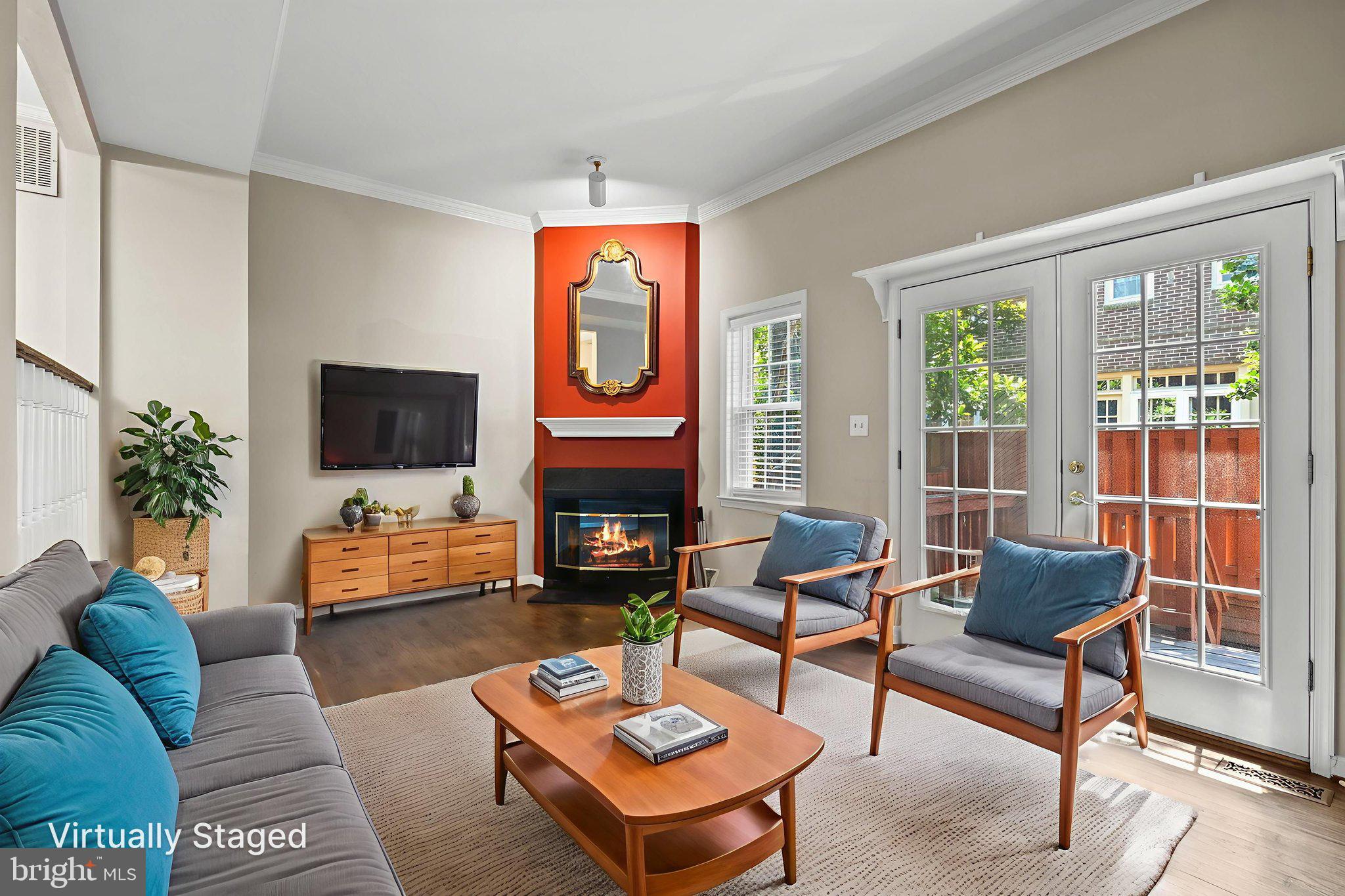 OLD TOWN ALEXANDRIA - Residential Lease