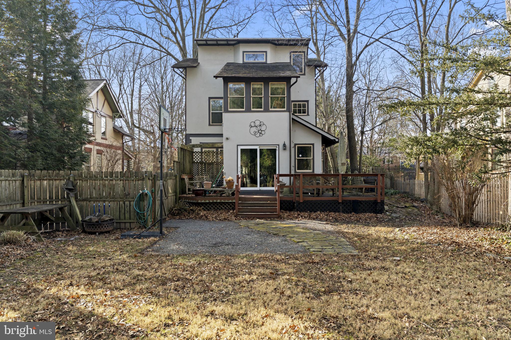 SWARTHMORE - Residential