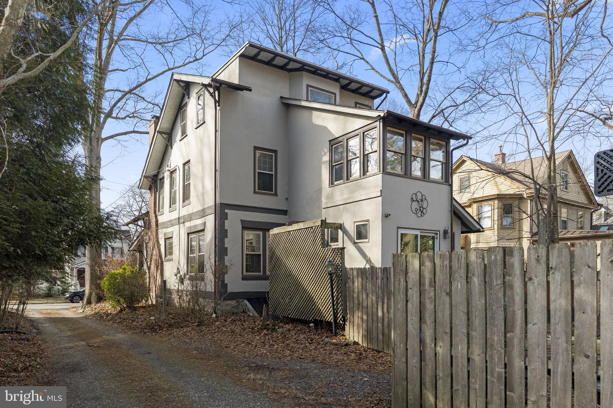 SWARTHMORE - Residential