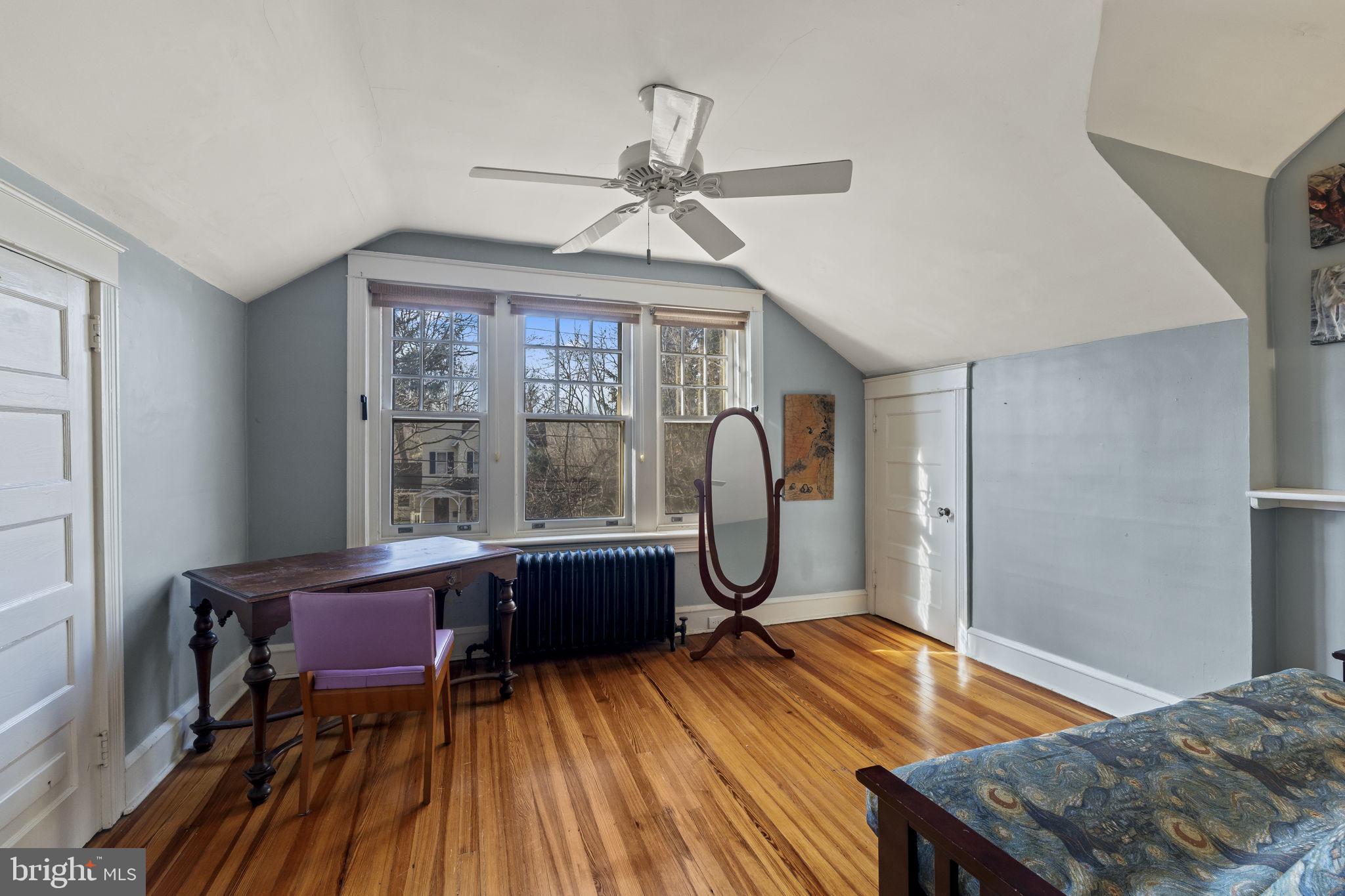 SWARTHMORE - Residential