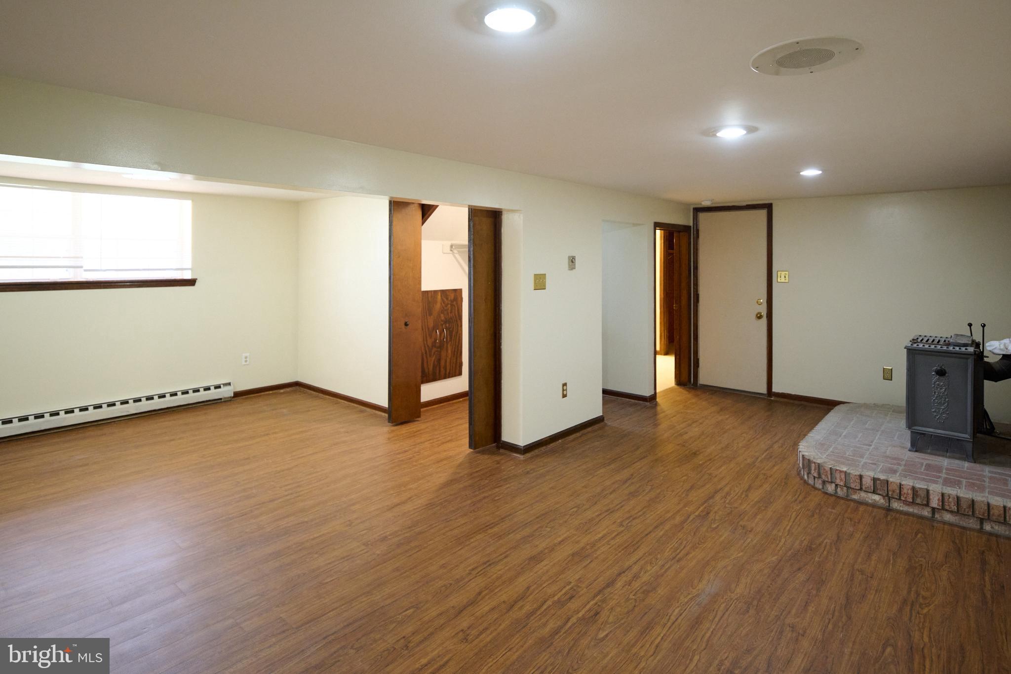 WILLOWBROOK - Residential