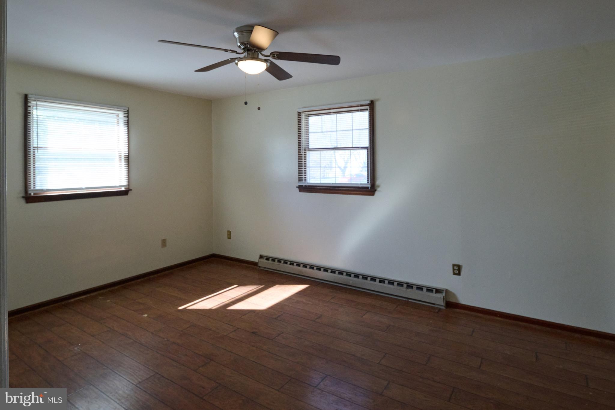 WILLOWBROOK - Residential