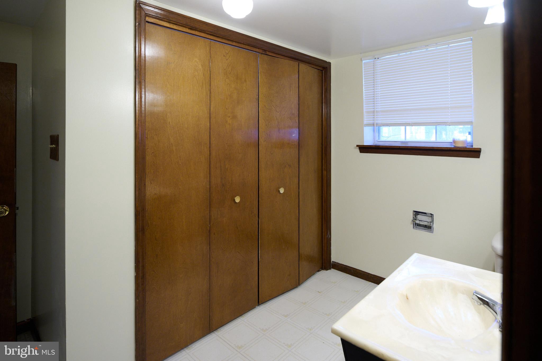 WILLOWBROOK - Residential