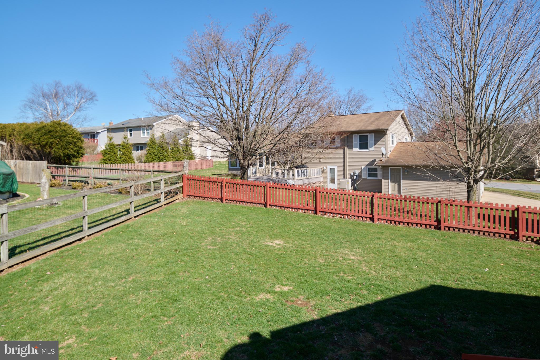 WILLOWBROOK - Residential