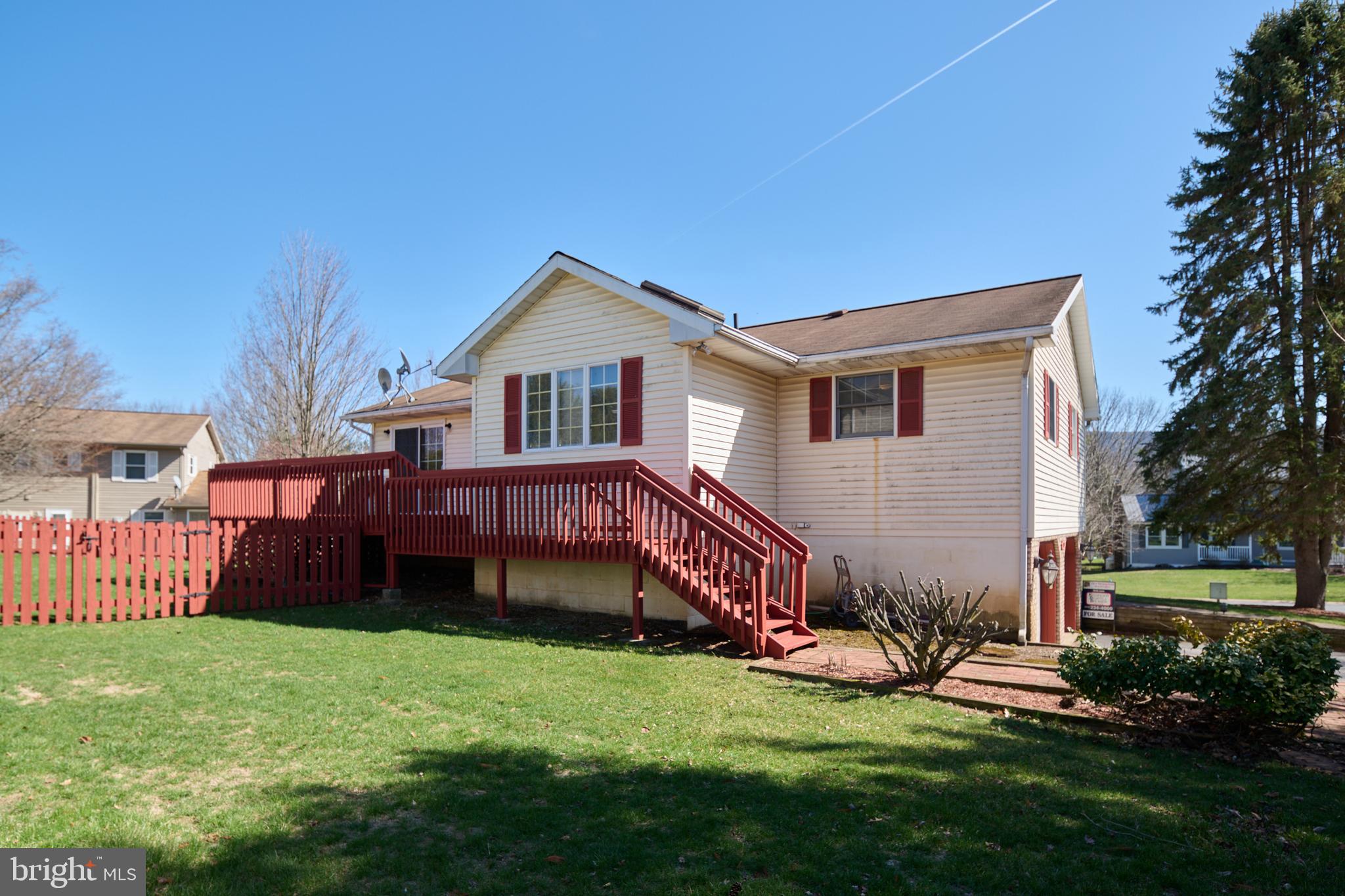 WILLOWBROOK - Residential