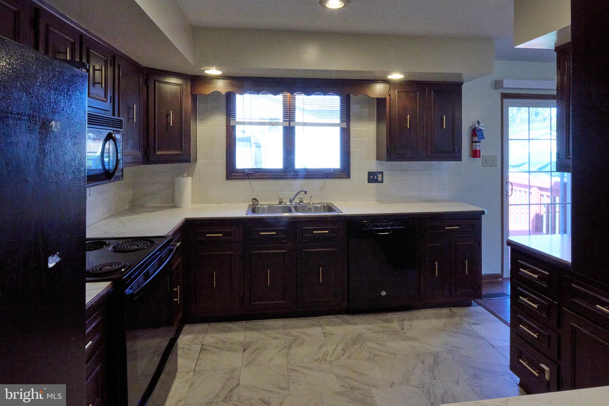 WILLOWBROOK - Residential