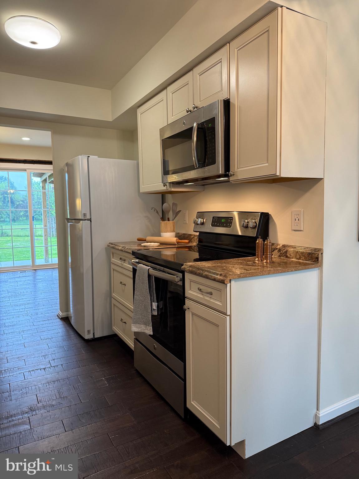 HADLEY FARMS - Residential